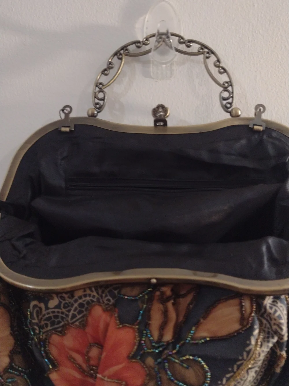 Vintage Floral Beaded Evening Clutch - Black & Tan
